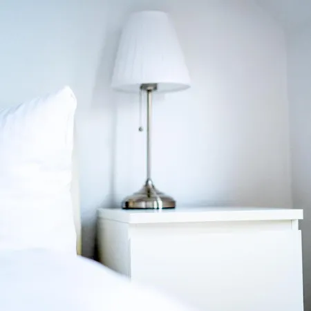 Anker Self-check-in فندق 3*