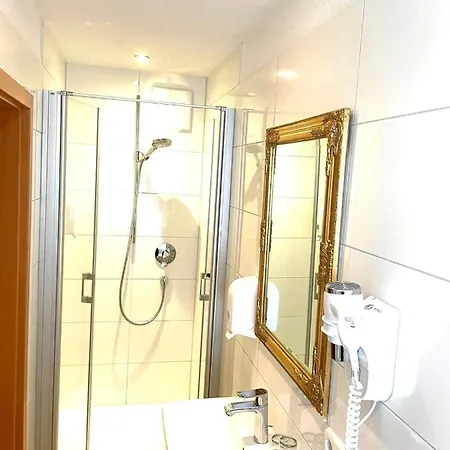 Anker Self-check-in 3*