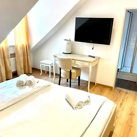 Anker Self-check-in Hotel 3*