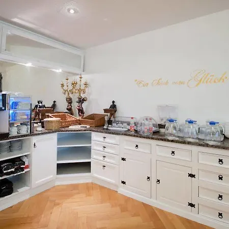 Hotel Anker Self-check-in 3*